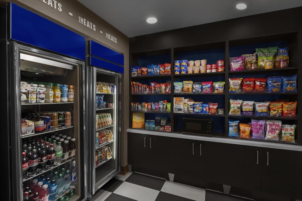 Snack bar