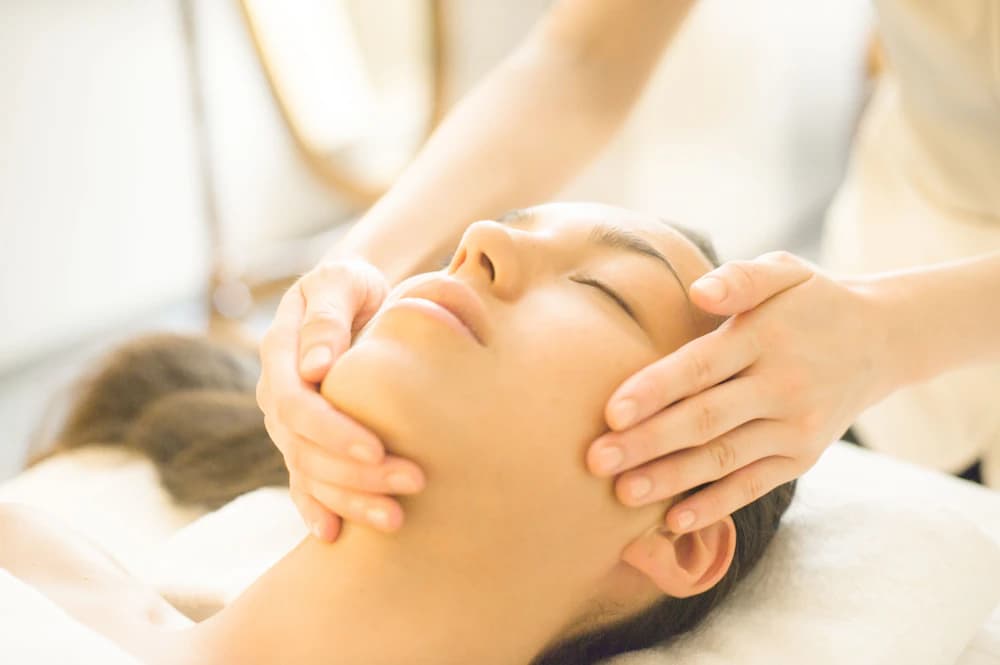 Facial