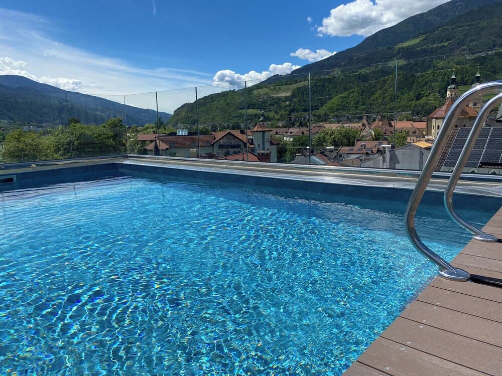 Rooftop pool