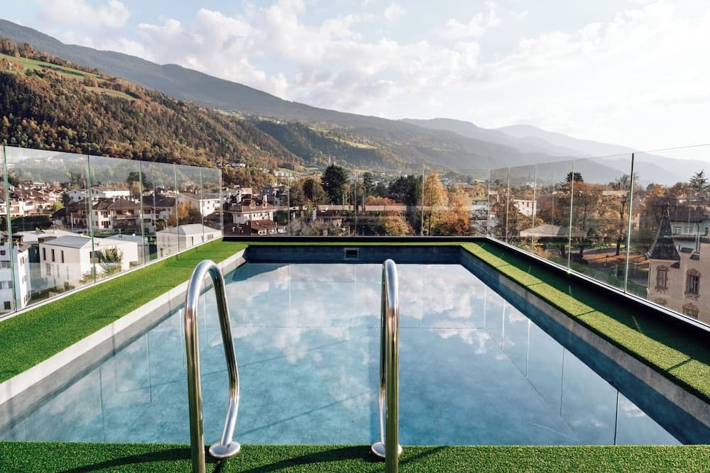 Rooftop pool