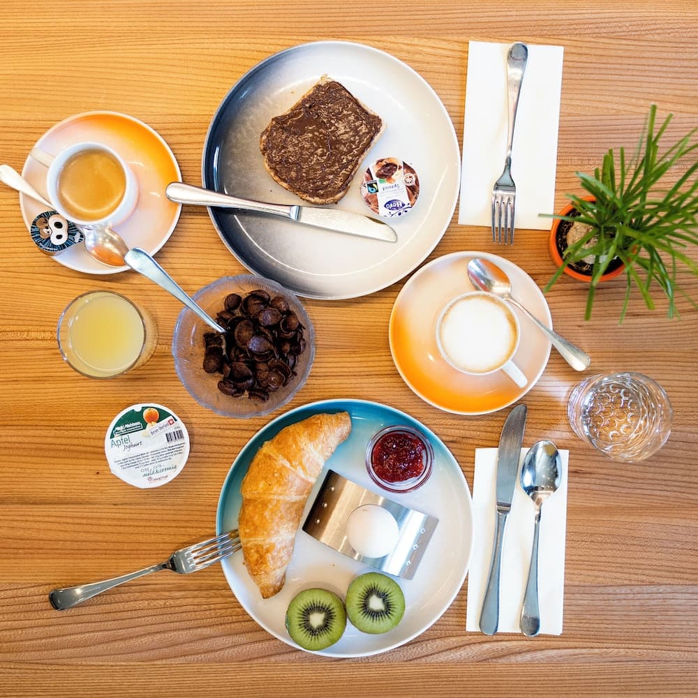 Breakfast meal