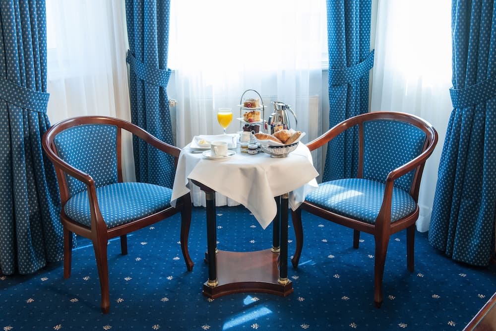 In-room dining