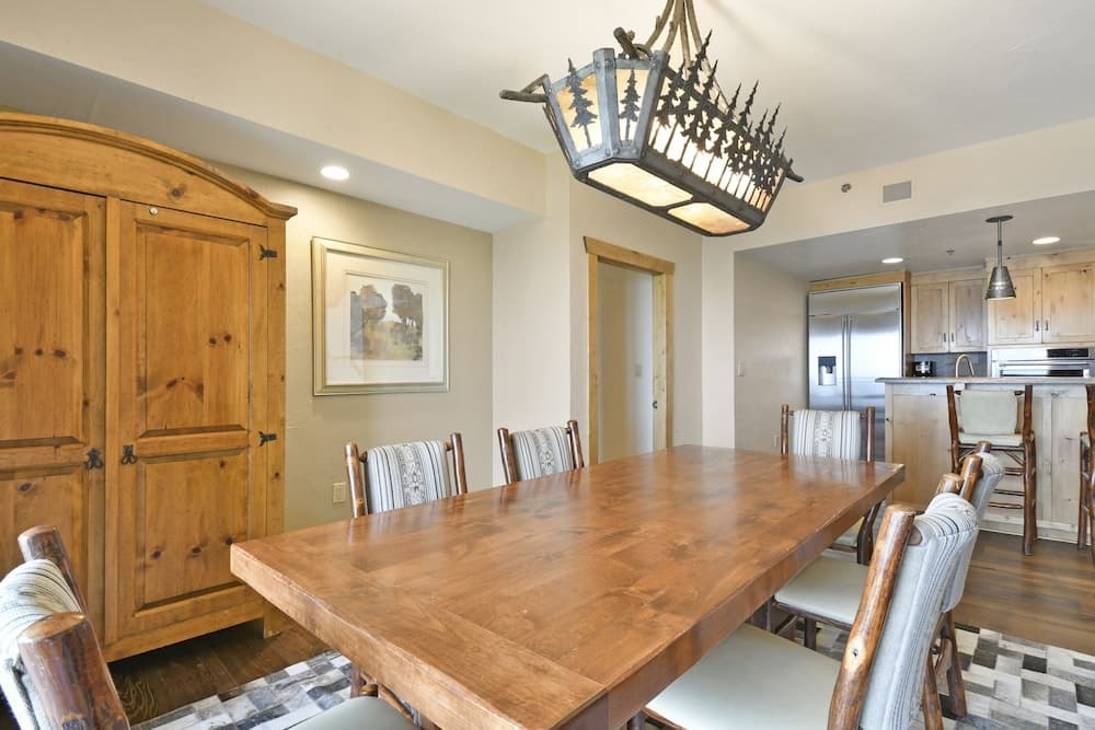 Dining room
