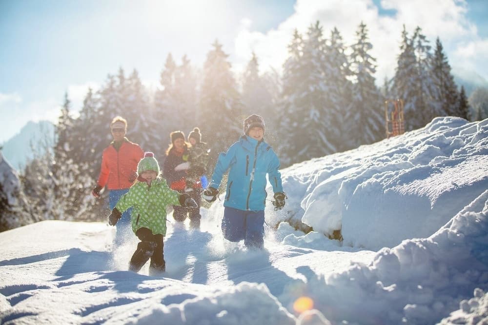 Snow and ski sports