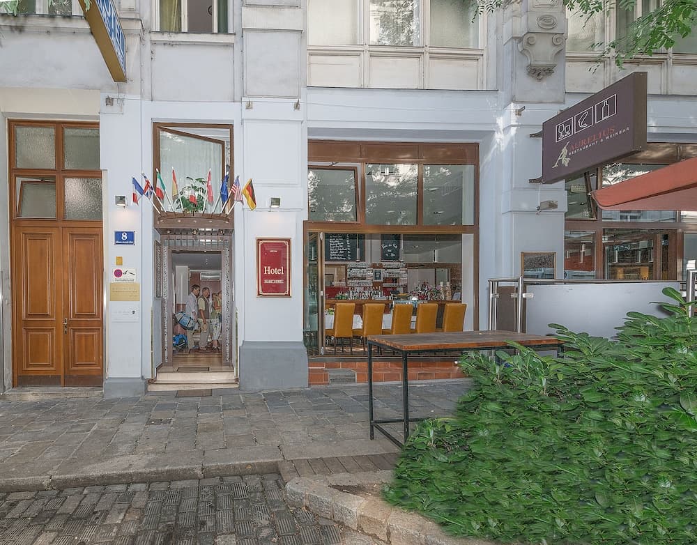 Primary image