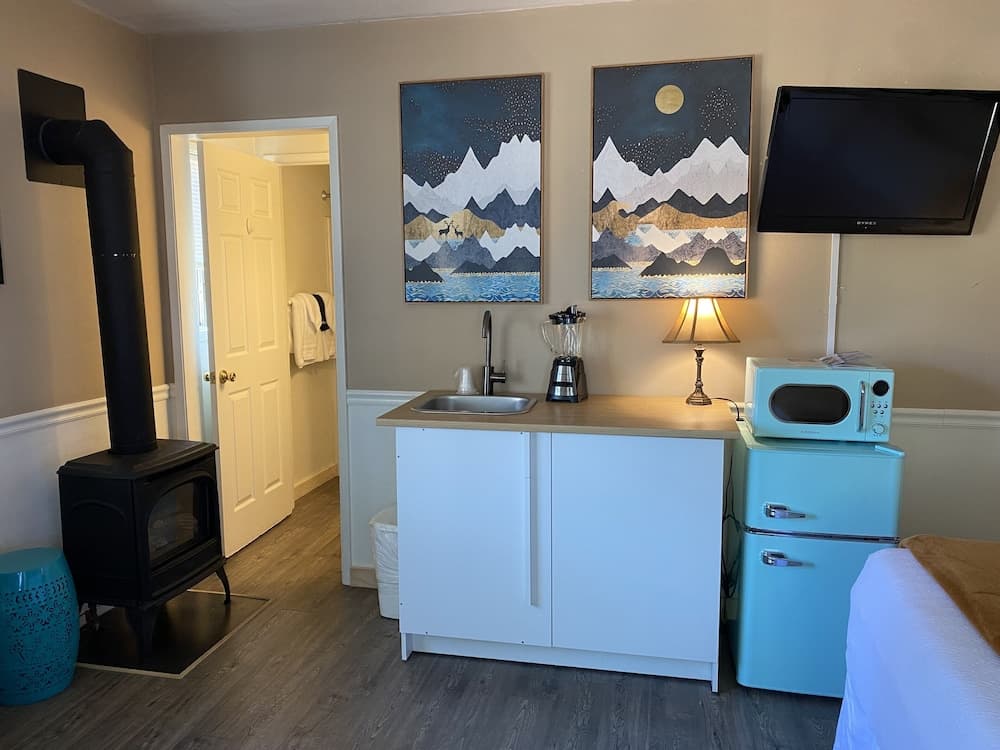 Private kitchenette