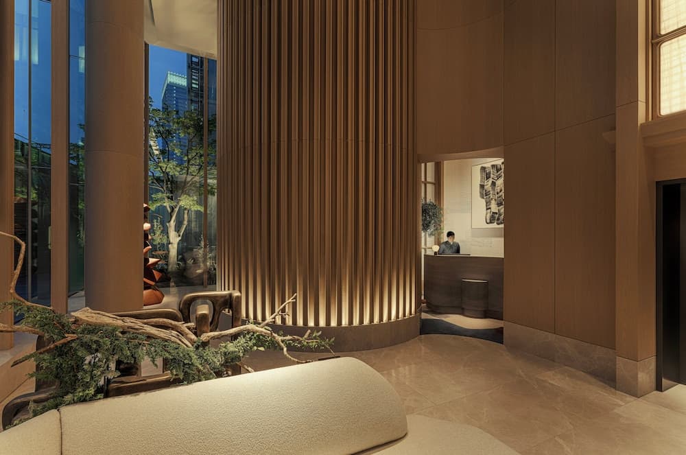 Concierge desk