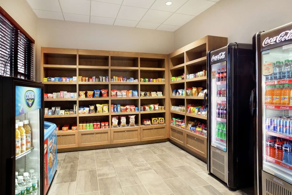 Snack bar