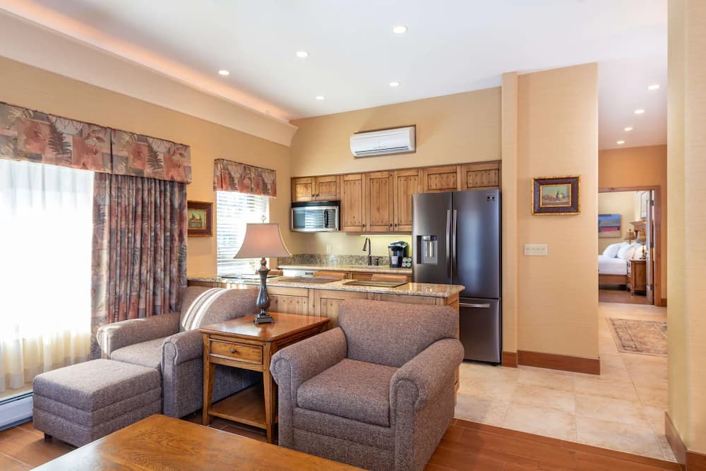 Private kitchenette
