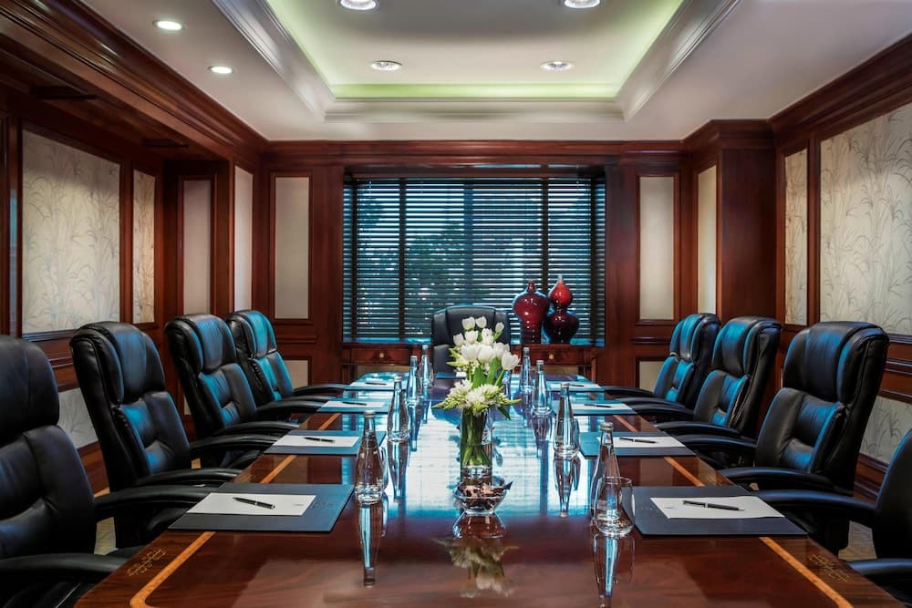 Meeting facility