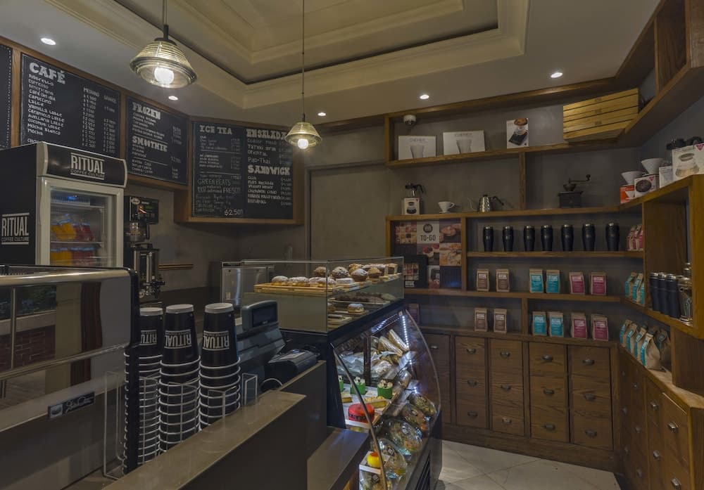 Coffee shop