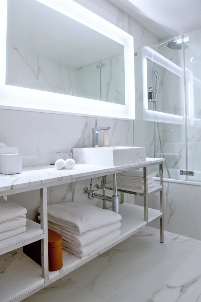 Bathroom shower