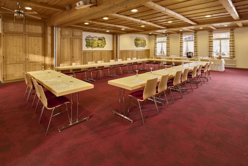 Banquet hall