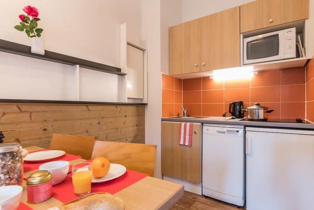 Private kitchenette