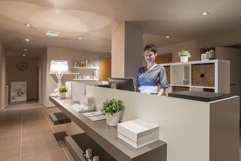 Spa reception