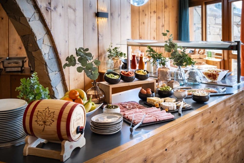 Breakfast buffet