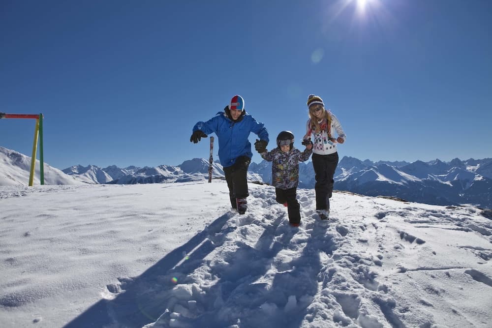 Snow and ski sports