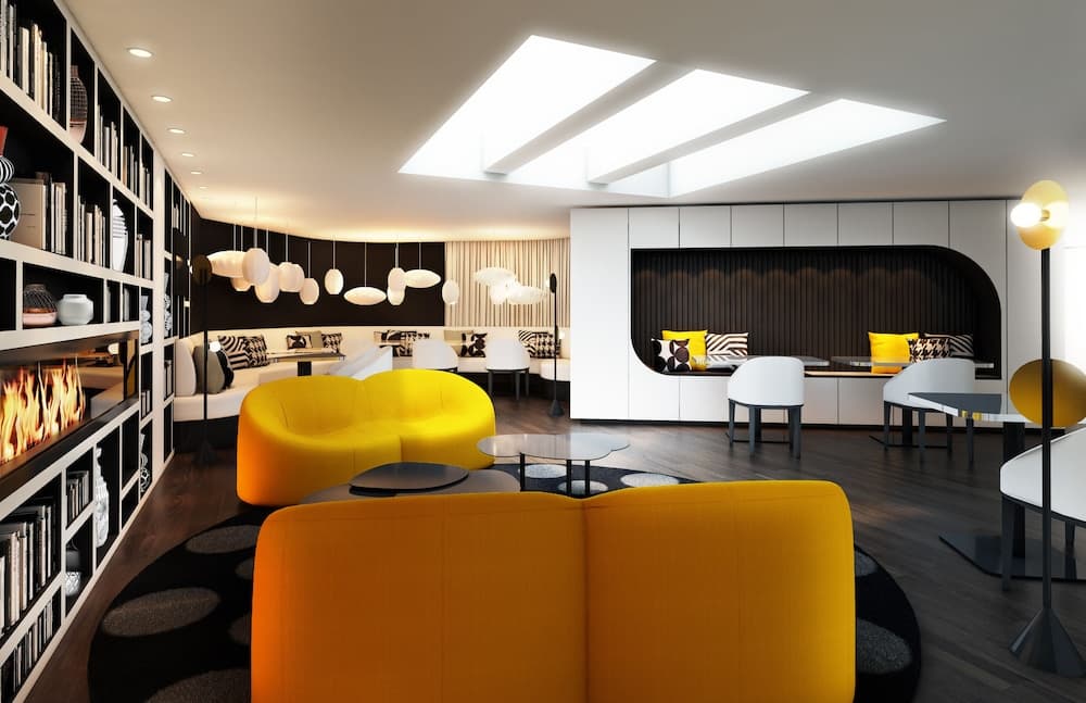 Lobby lounge