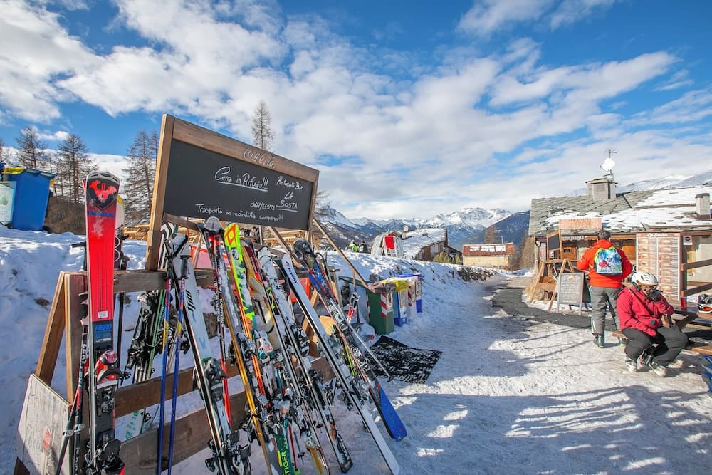Snow and ski sports