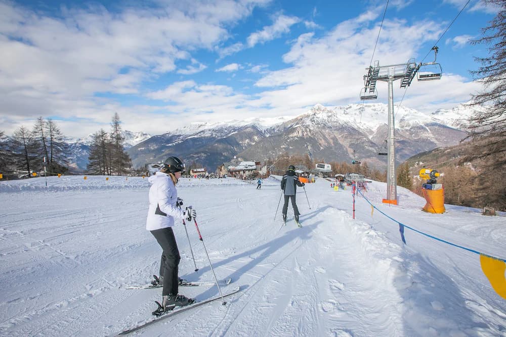 Snow and ski sports