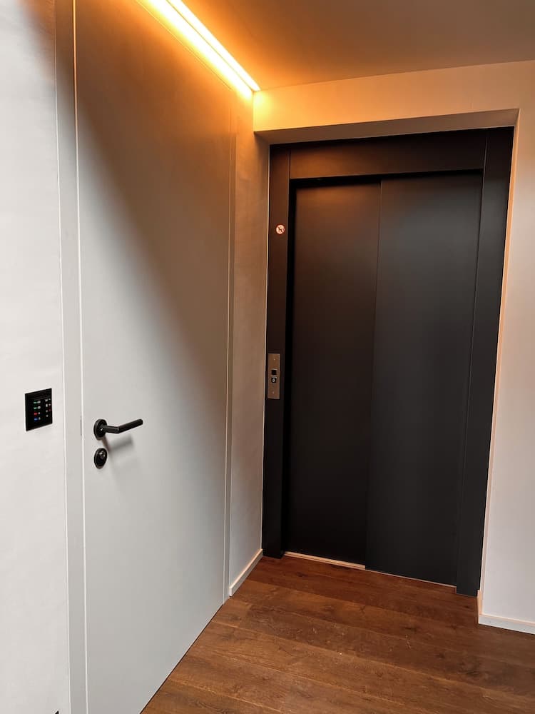 Elevator
