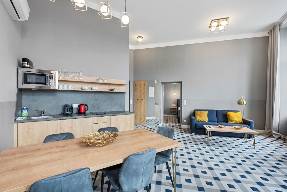 In-room dining