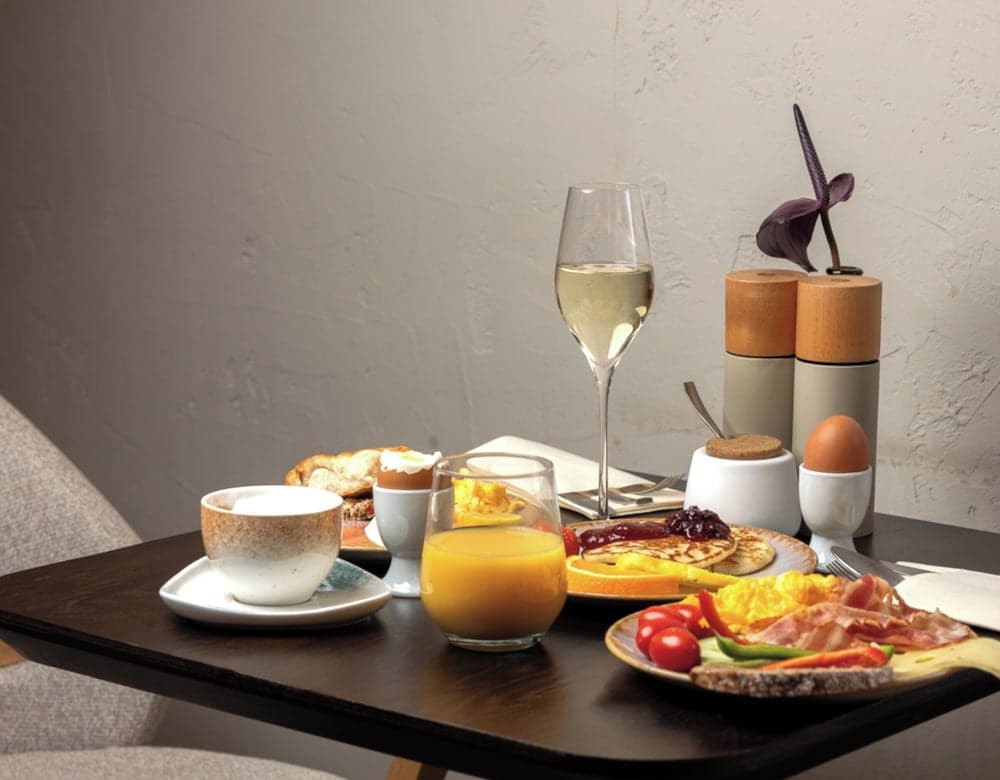 Breakfast buffet