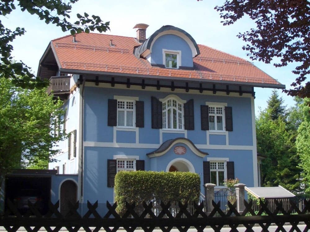 Primary image