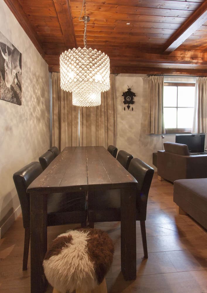 In-room dining