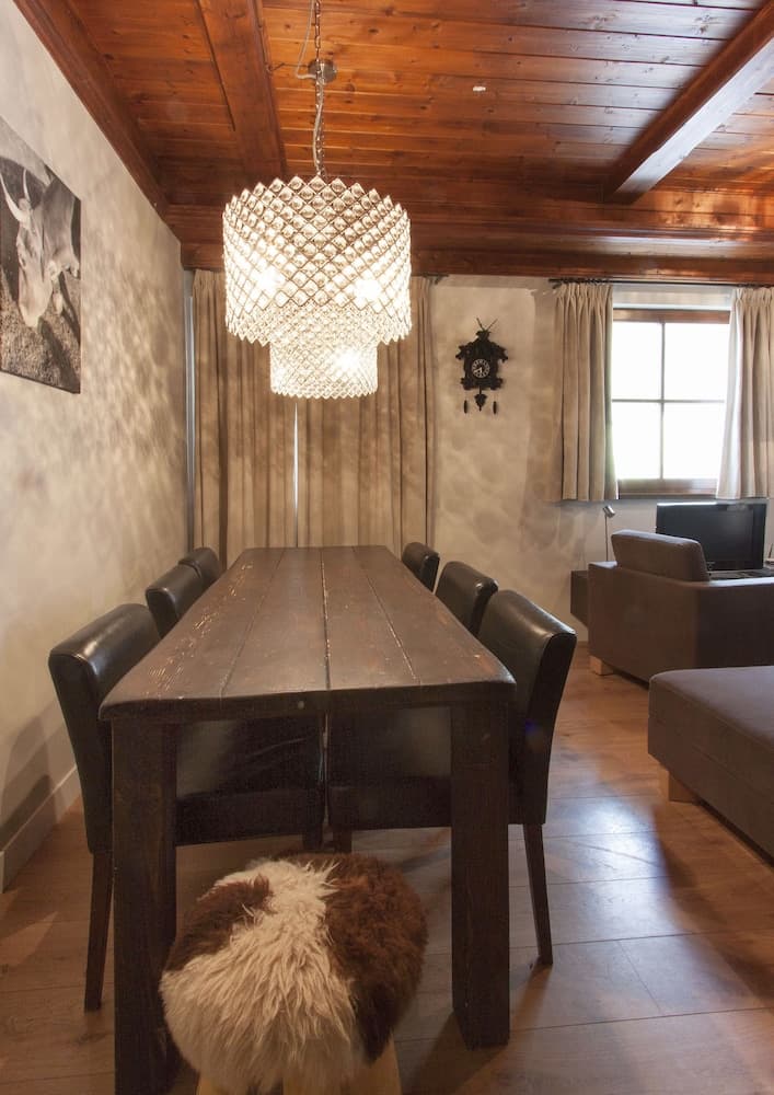 In-room dining