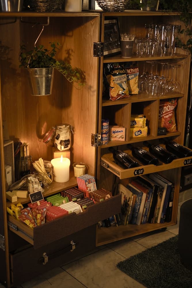 Snack bar