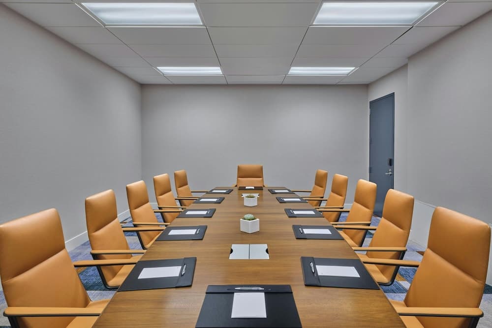 Meeting facility
