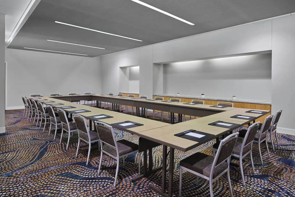 Meeting facility