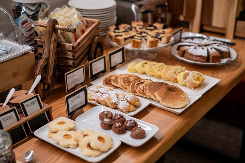 Breakfast buffet