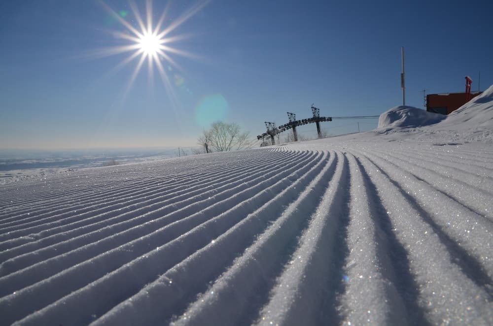 Snow and ski sports
