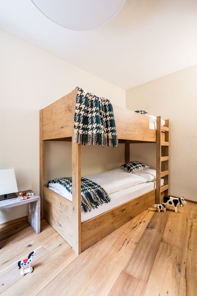 Children's theme room