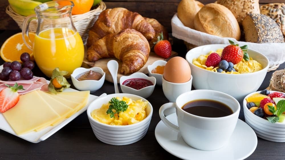 Breakfast buffet