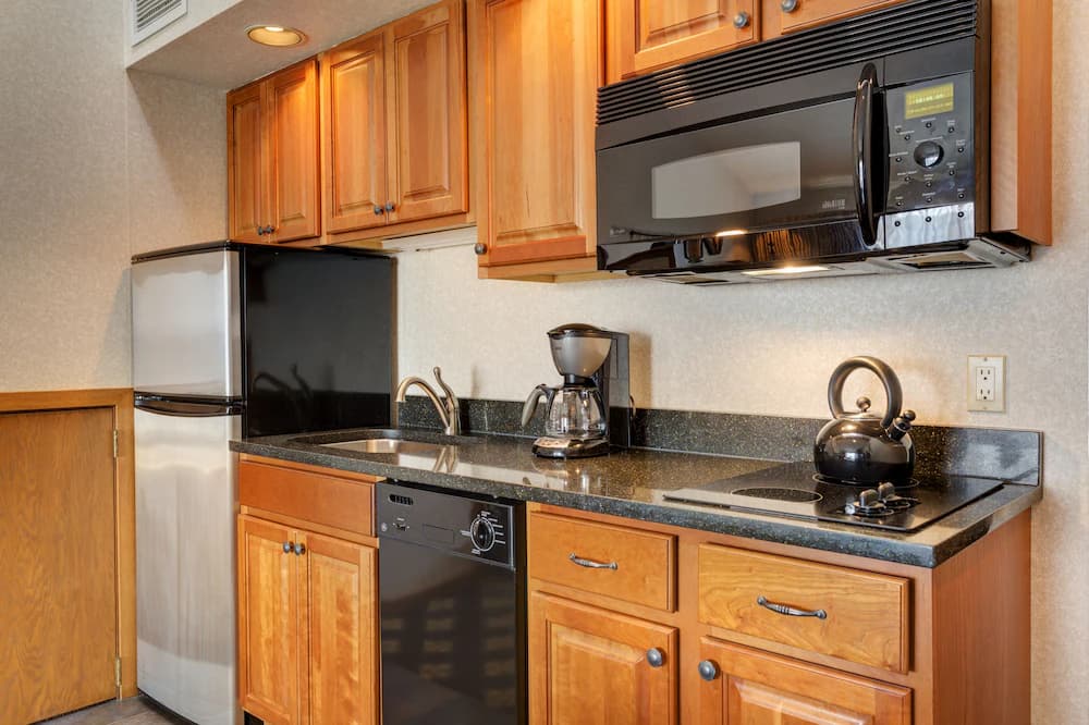 Private kitchenette