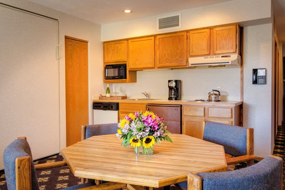 Private kitchenette