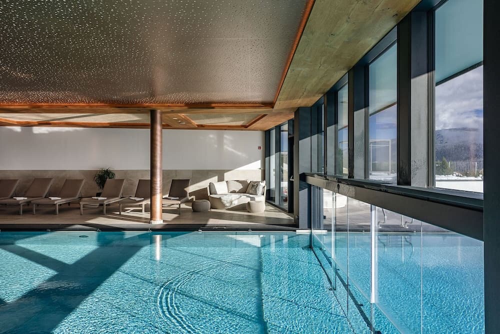 Infinity pool