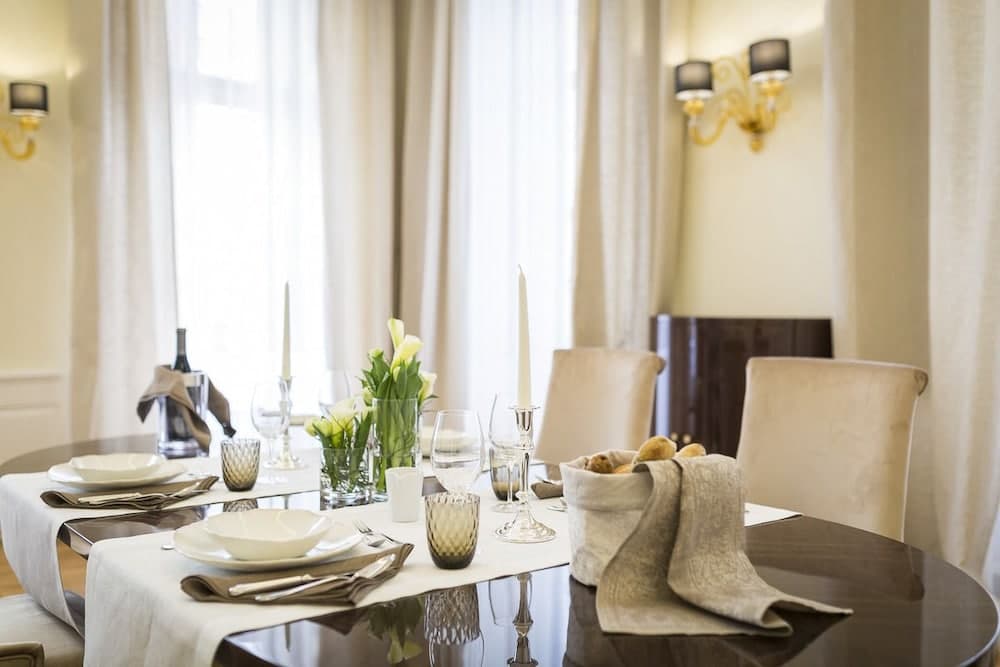 In-room dining