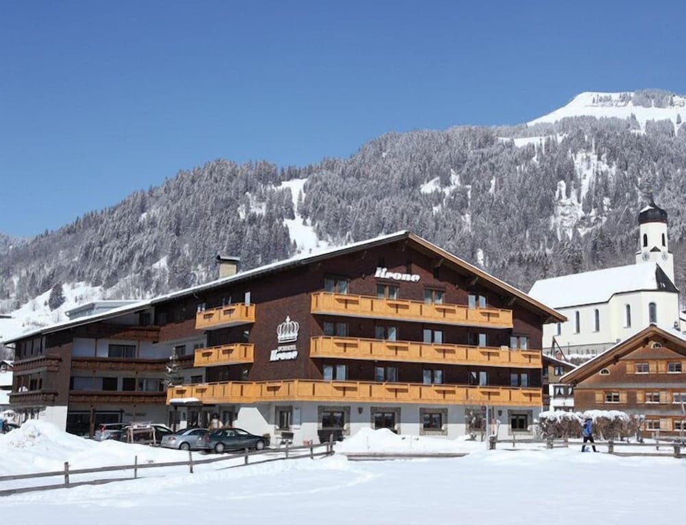 Primary image