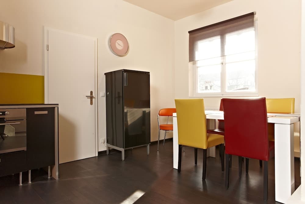 In-room dining