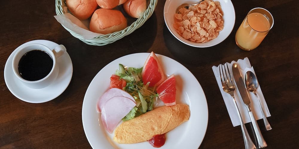 Breakfast meal