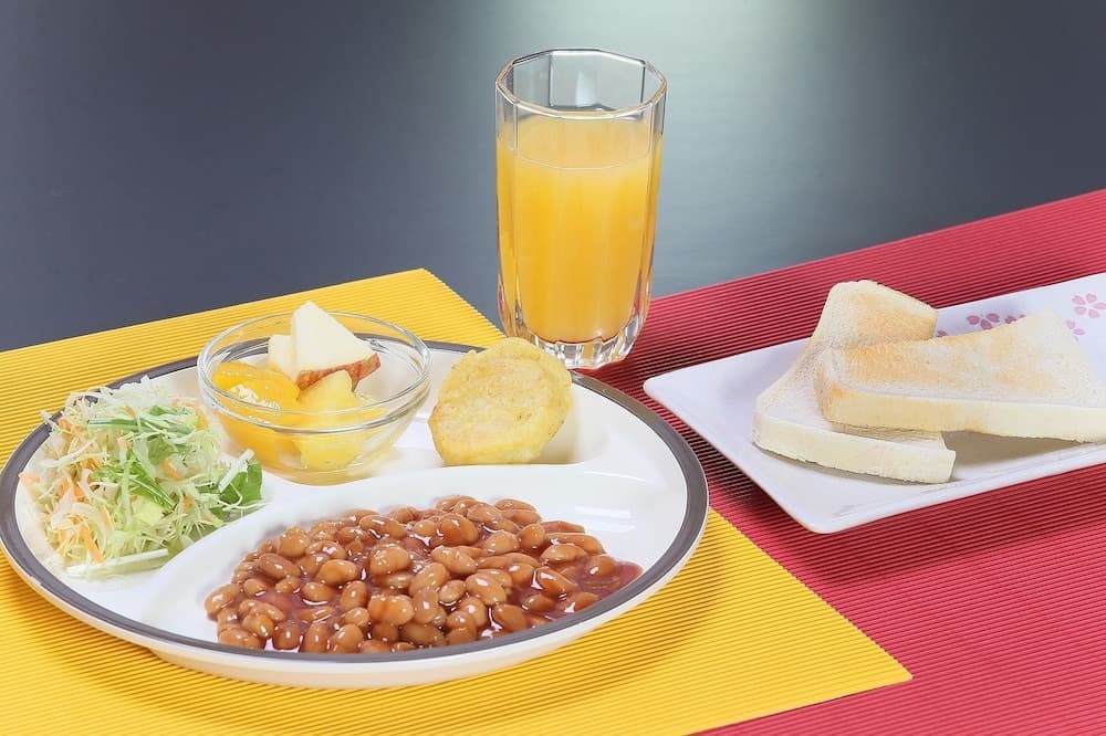 Breakfast meal