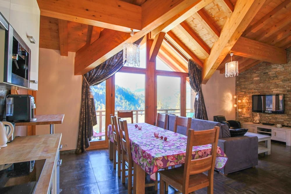 In-room dining
