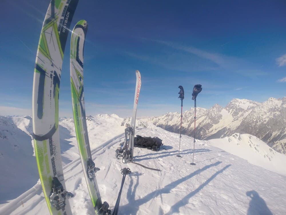 Snow and ski sports