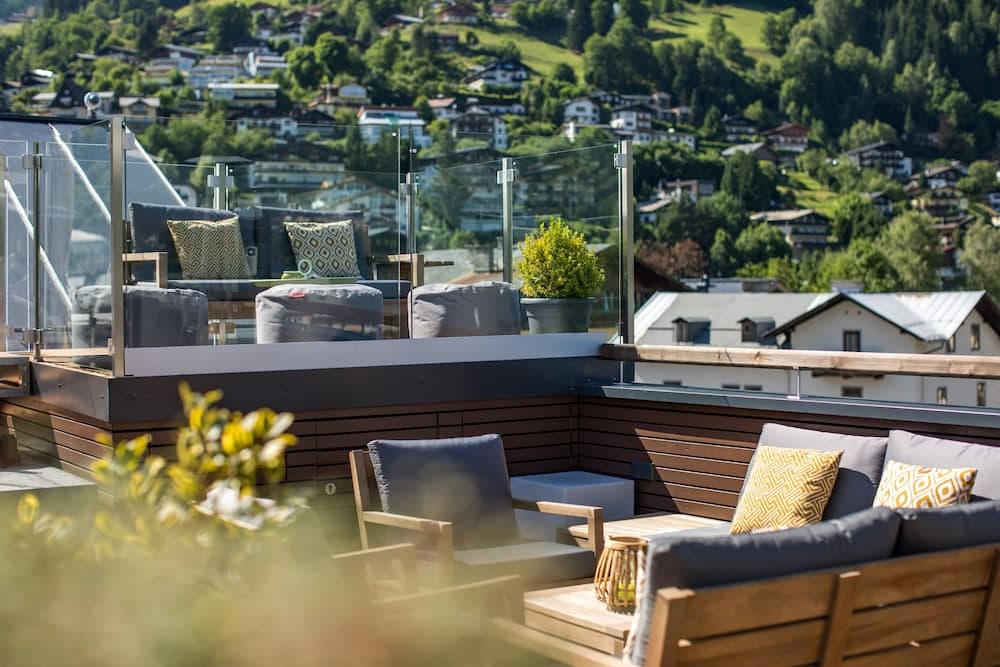 Sundeck