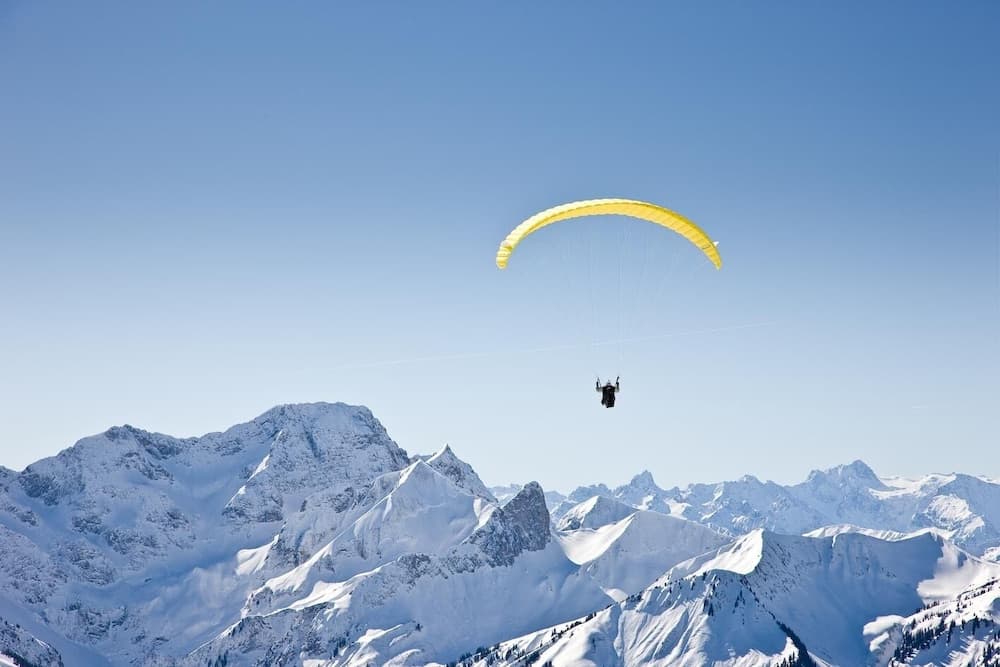 Snow and ski sports