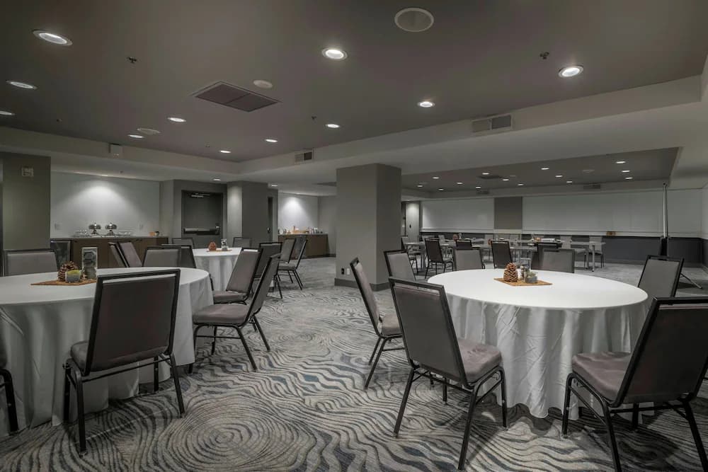 Meeting facility